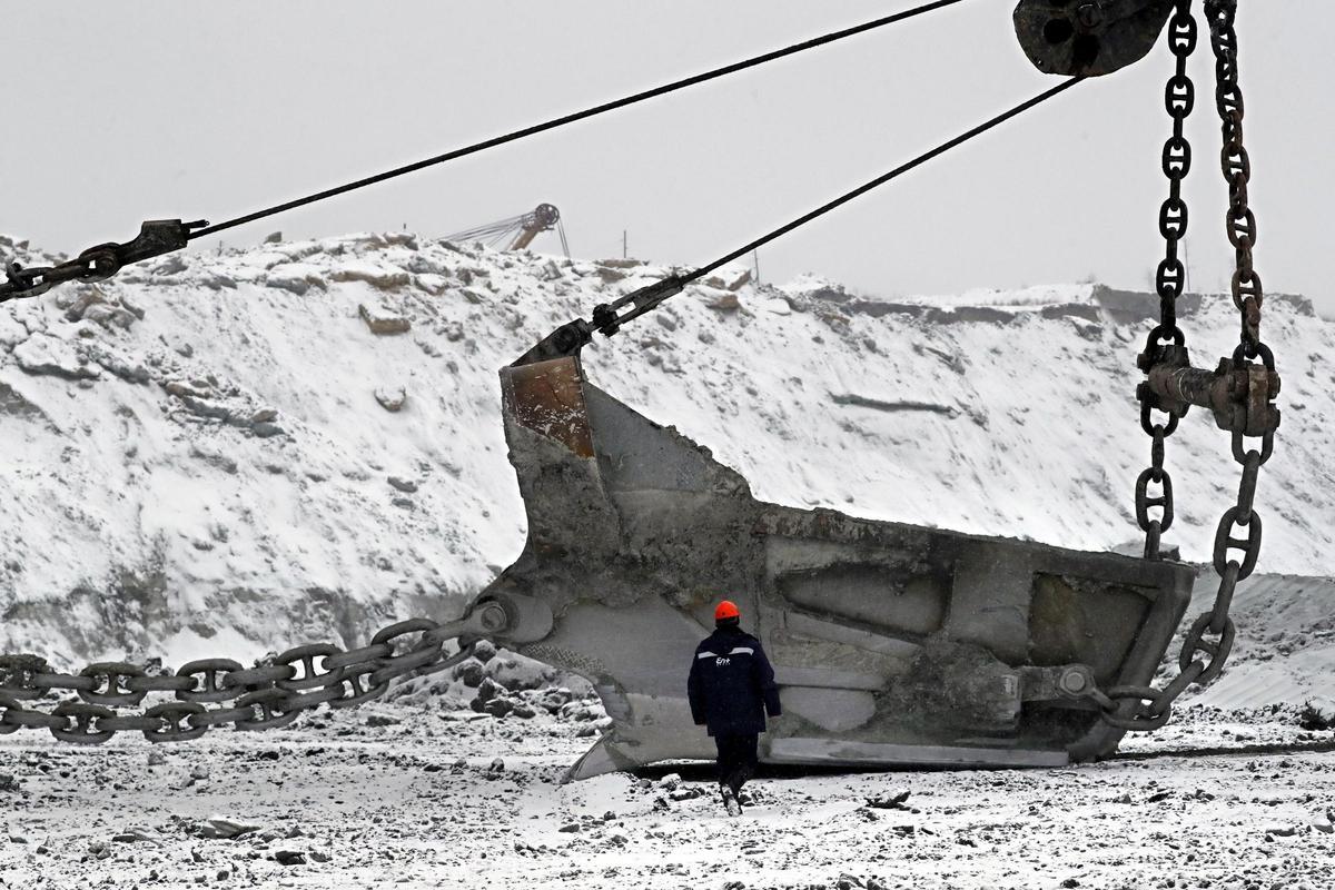 Extracción de carbón en la mina a cielo abierto de Vostsibugol, en Siberia