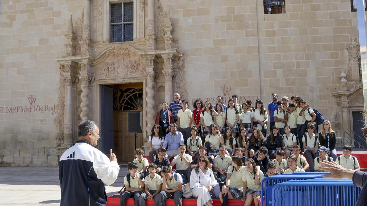 La Peregrina escolar arranca entre bajas de asistencia tras el apagón