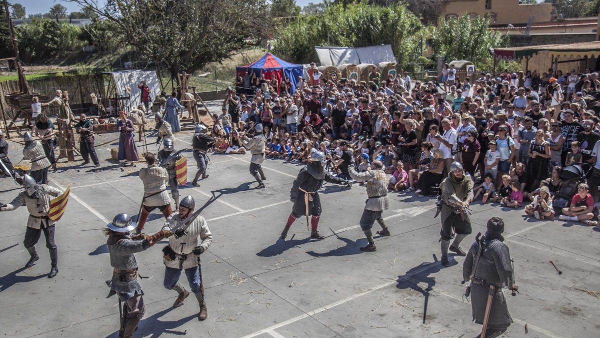 Terra de Trobadors reuneix més de 50.000 persones a Castelló d'Empúries