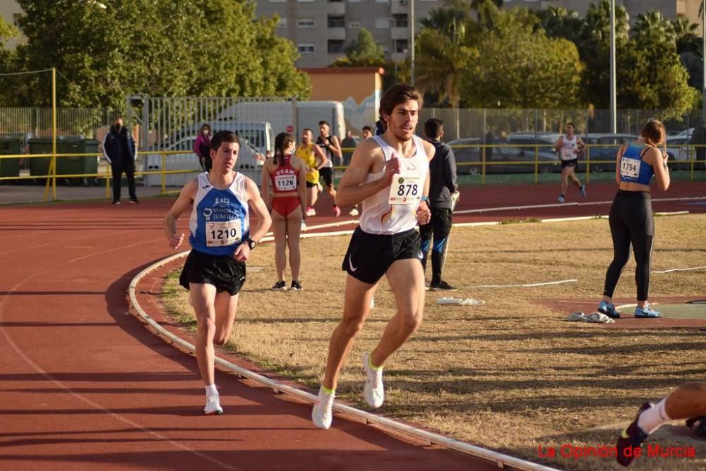 Control federativo de atletismo en Cartagena