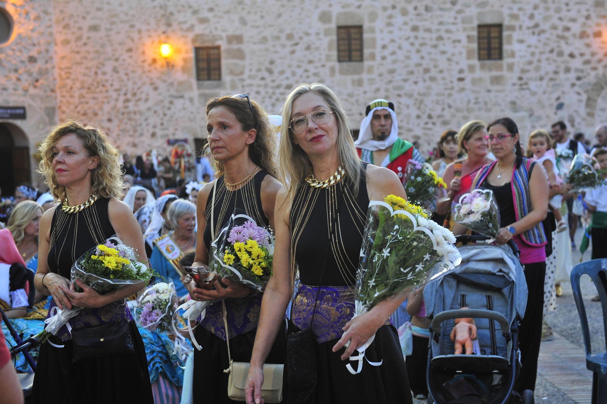 Ofrenda de flores a la Virgen de Loreto