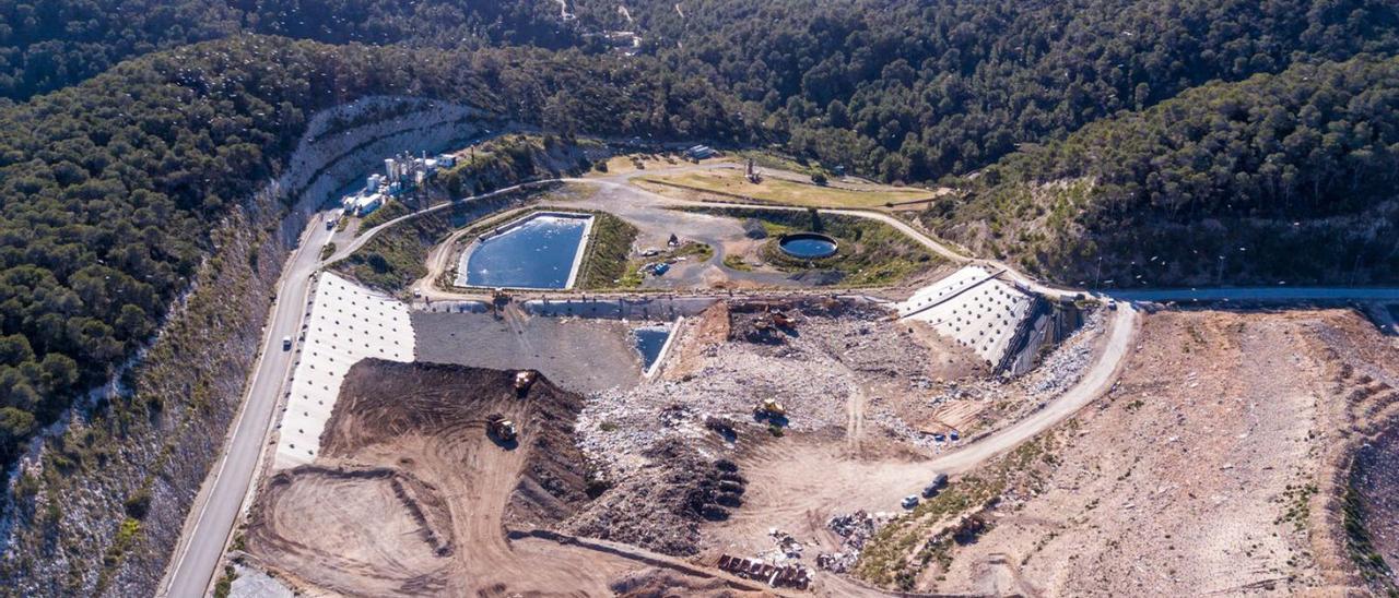 Vista aérea de parte de las instalaciones del vertedero de Ca na Putxa. | D. I.