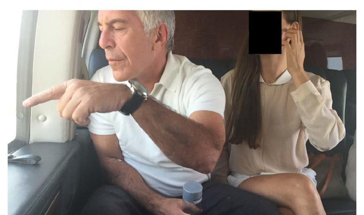 El dur informe del cas Epstein: el que les víctimes de violacions van explicar a la policia i com els advocats van provar de fer-les callar