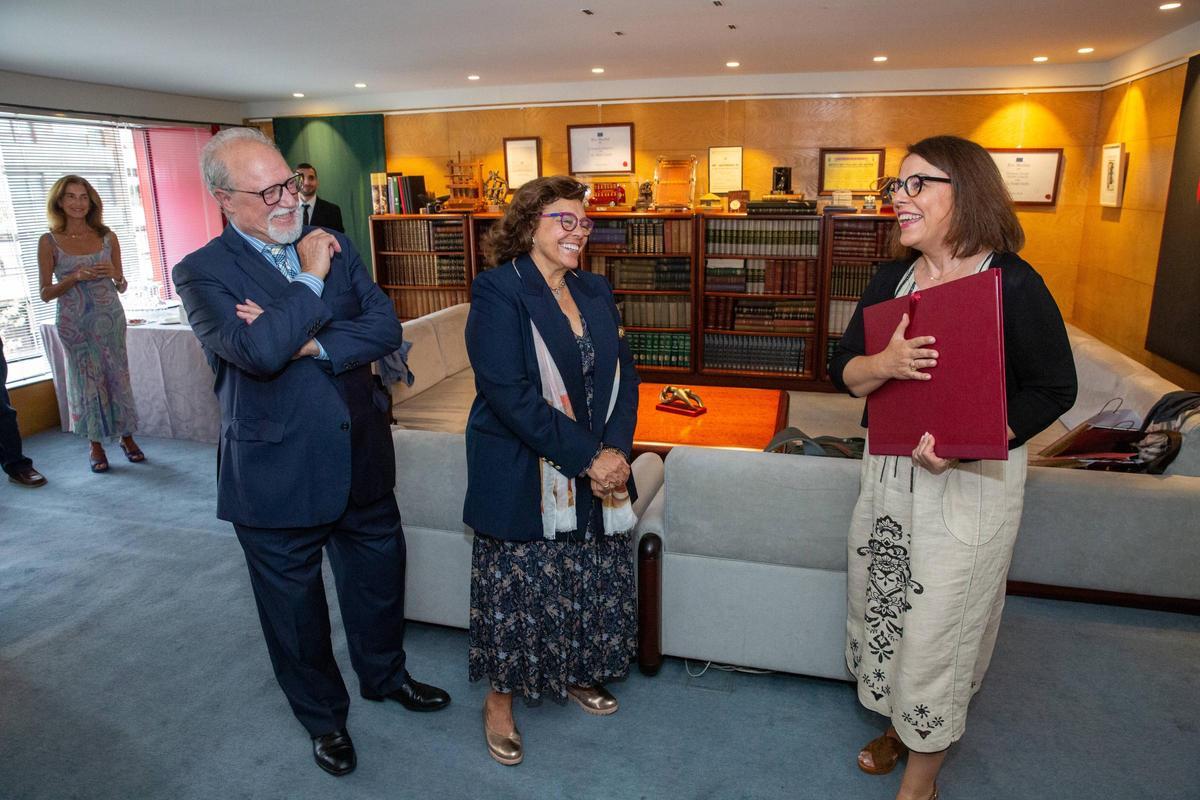 Adonina Tardón, primera catedrática de Medicina Preventiva de la Universidad de Oviedo, "Asturiana del mes"