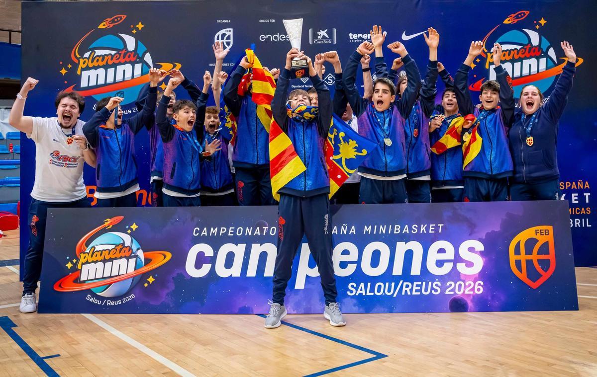 El conjunto masculino.