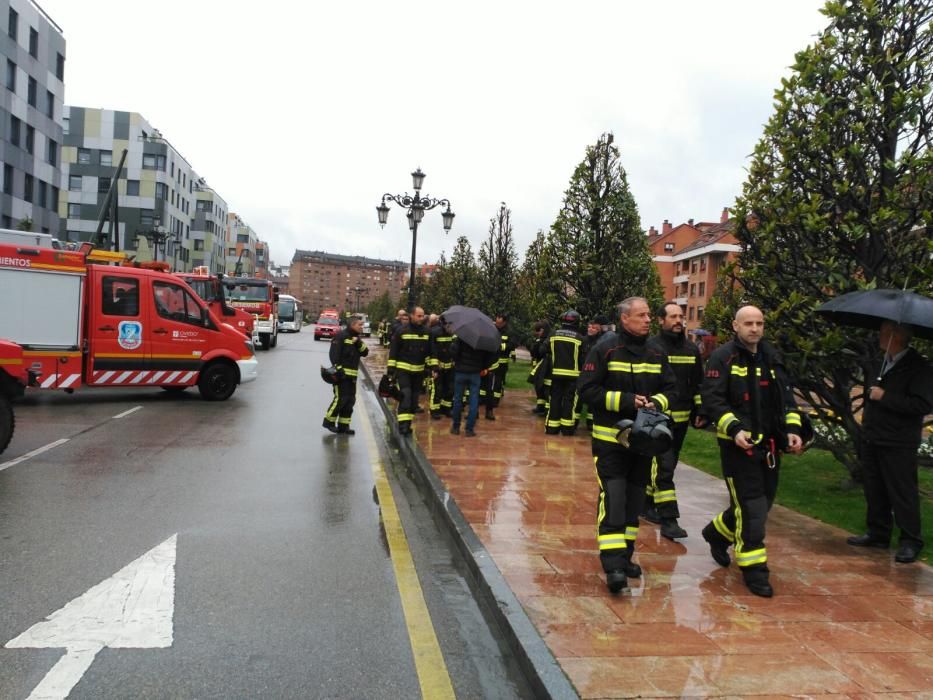 Bomberos de toda España despiden a Eloy Palacio