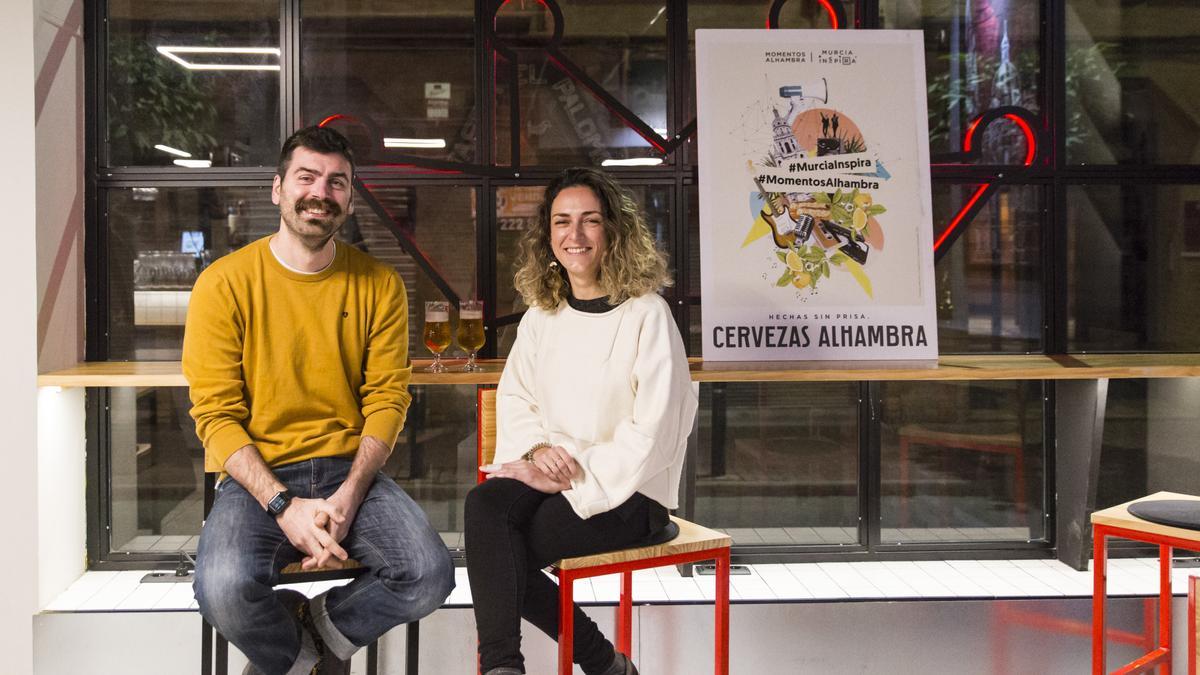 Pepa Villa y Alberto Pardo, copropietarios del Restaurante Polea y participantes en el encuentro.