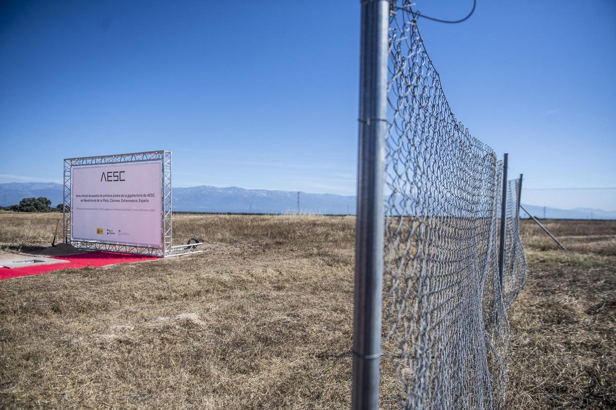 NAVALMORAL DE LA MATA. Terrenos adquiridos por AESC