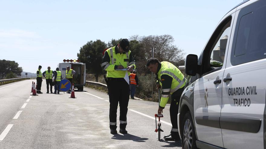 Buscan una furgoneta blanca: La mujer arrollada en Xilxes está crítica y el conductor sigue huido