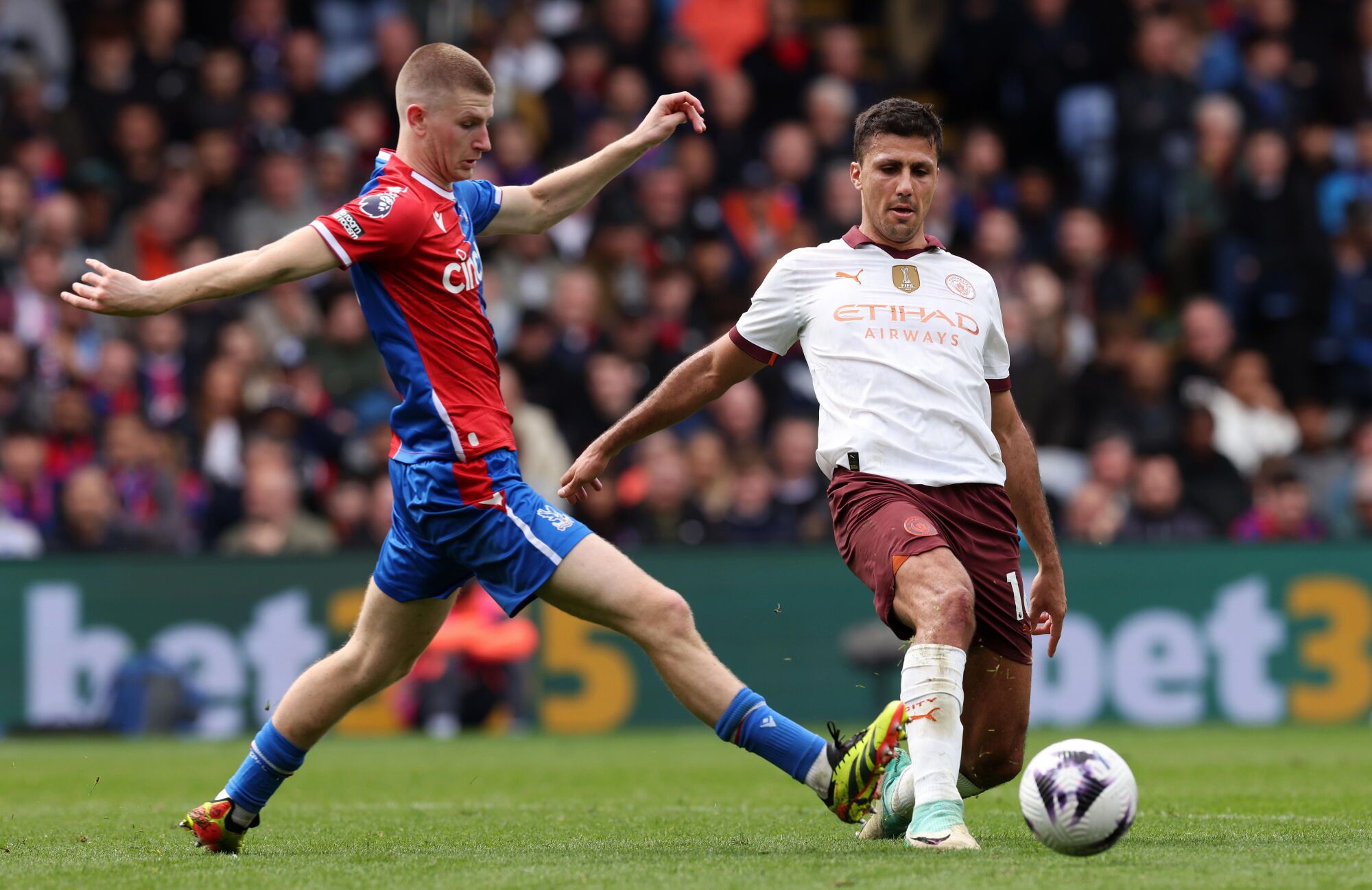 Sitúan a Barça y Madrid en la lucha por Adam Wharton