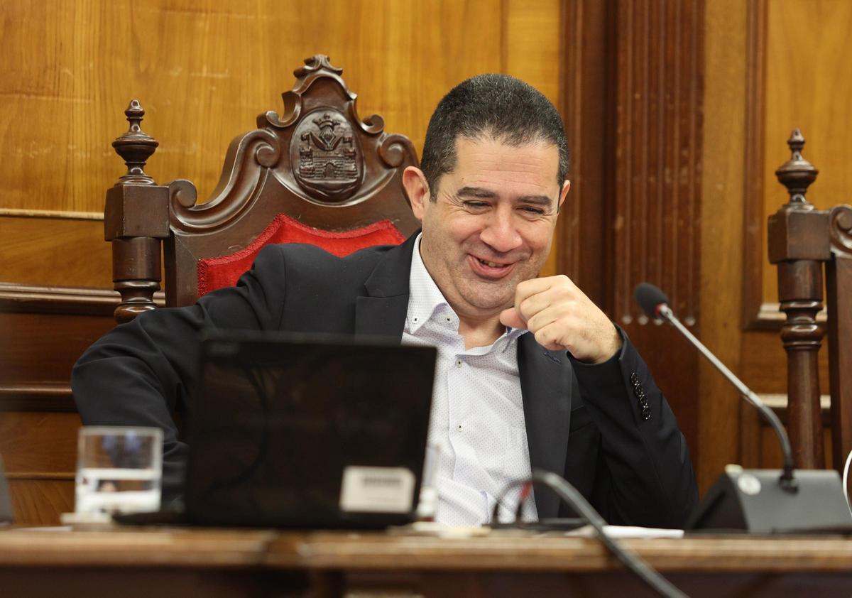 El Ayuntamiento de Alcoy pide al Consell que declare el área de salud como de difícil cobertura El Ayuntamiento de Alcoy pide al Consell que declare el área de salud como de difícil cobertura