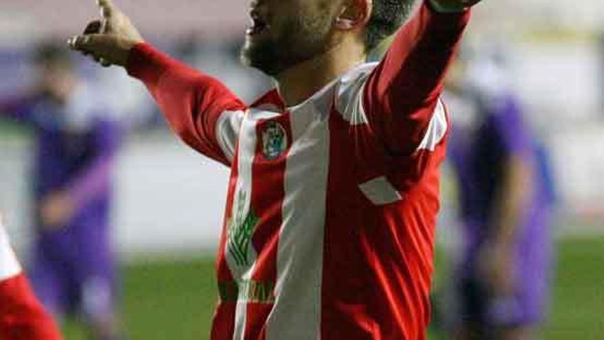 Rubén Moreno, celebrando uno de sus goles.