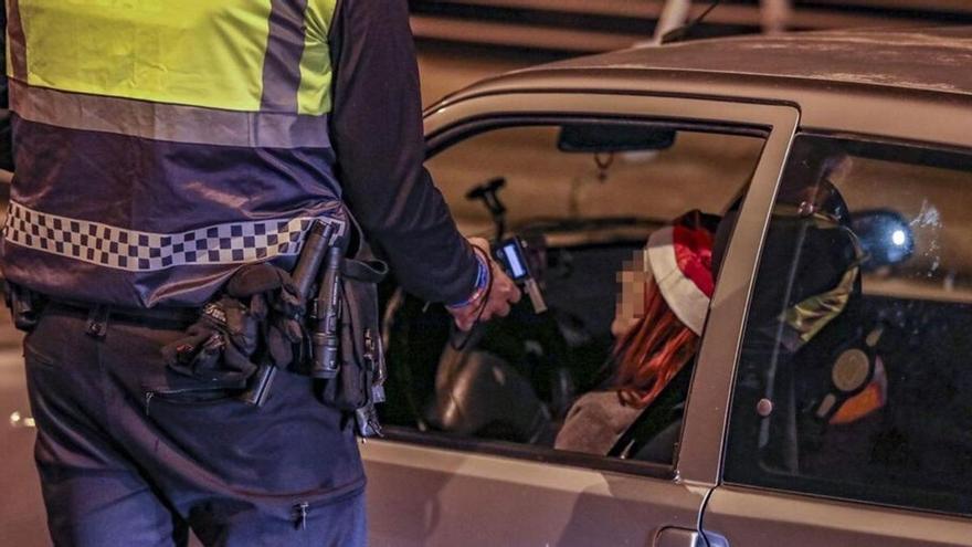 El primer fin de semana de controles deja siete denuncias por conducir bajo los efectos del alcohol en Elda