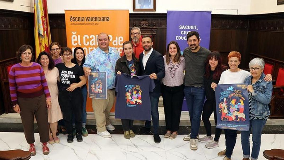 Participantes en la presentación del triple evento.