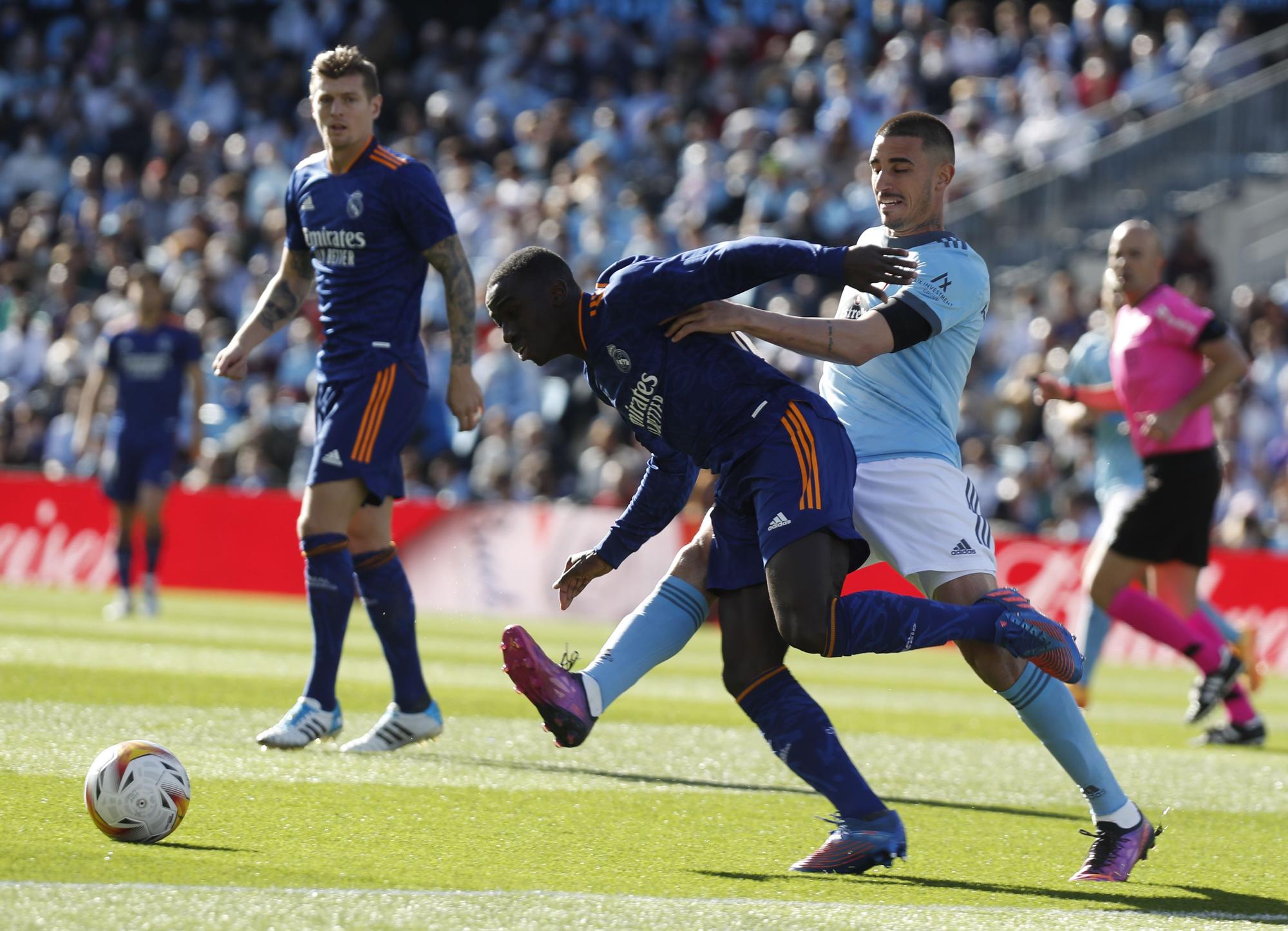 Así se está viviendo el cara a cara entre el Celta y el Madrid en Balaídos