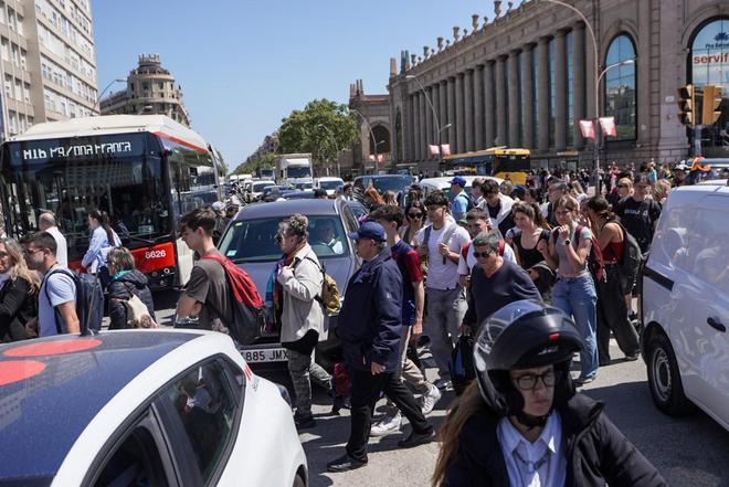 Caos en el tráfico en el centro de Barcelona