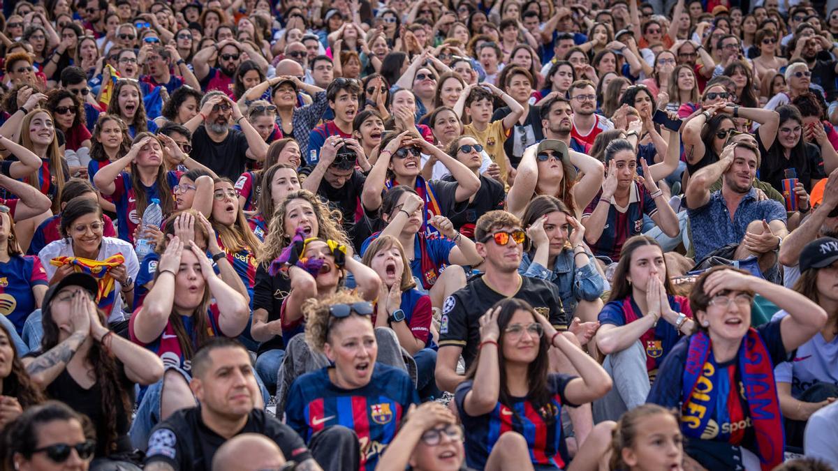 Ambiente en Barcelona por la  final de la Champions femenina Barça-Arsenal