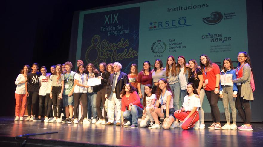 Alumnos del IES La Florida de Las Torres premiados.