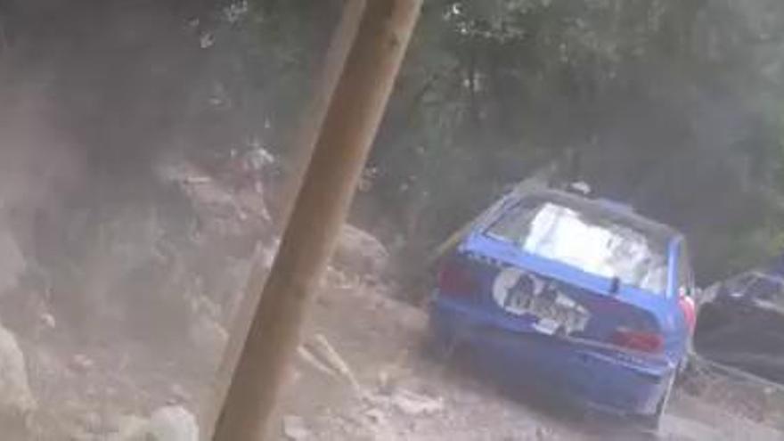 Cuatro heridos en estado muy grave tras un accidente en un rally