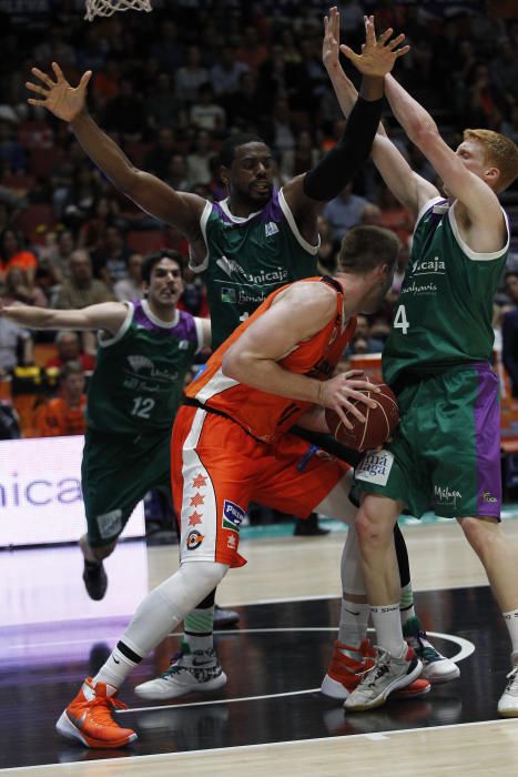 Las mejores imágenes del Valencia Basket - Unicaja Málaga