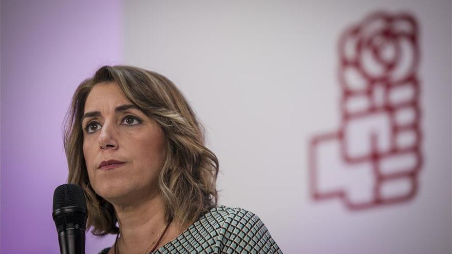 Susana Díaz condena el presunto crimen machista de Iznájar y pide &quot;poner cerco y aislar a los asesinos&quot;