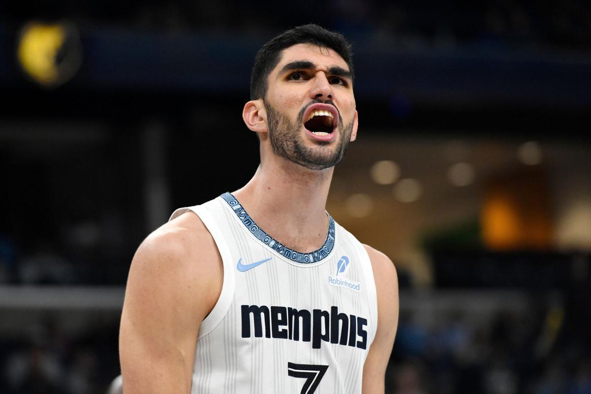 Santi Aldama, uno de los protagonistas de la gira europea de la NBA