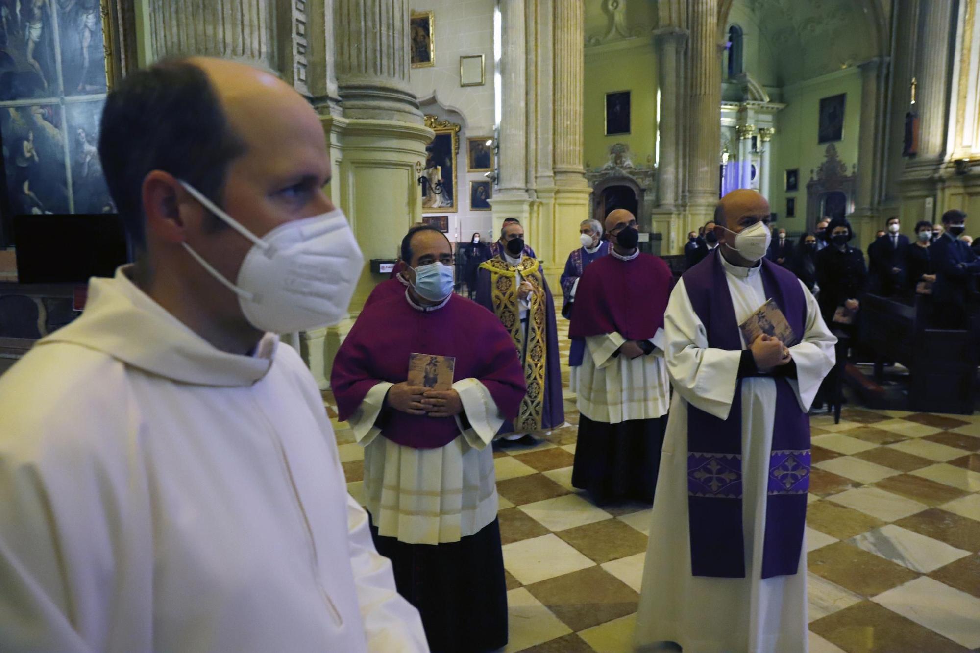 El Cristo de la Salud preside el vía crucis del primer viernes de Cuaresma en Málaga