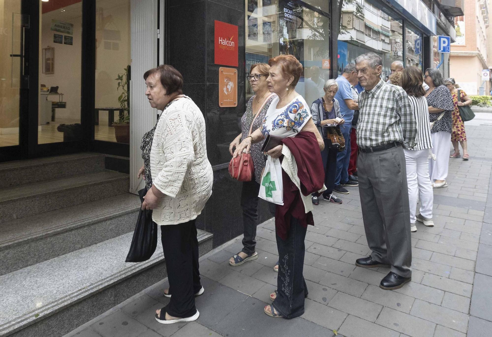 Las colas del Imserso en Alicante