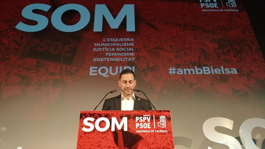 Bielsa exhibe fuerza y se muestra como el candidato de consenso del PSPV para la provincia&quot;