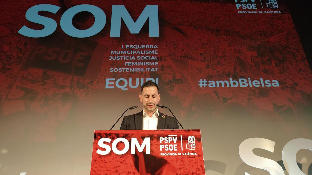 Carlos Fernández Bielsa en la presentación de su candidatura a dirigir el PSPV en Valencia.