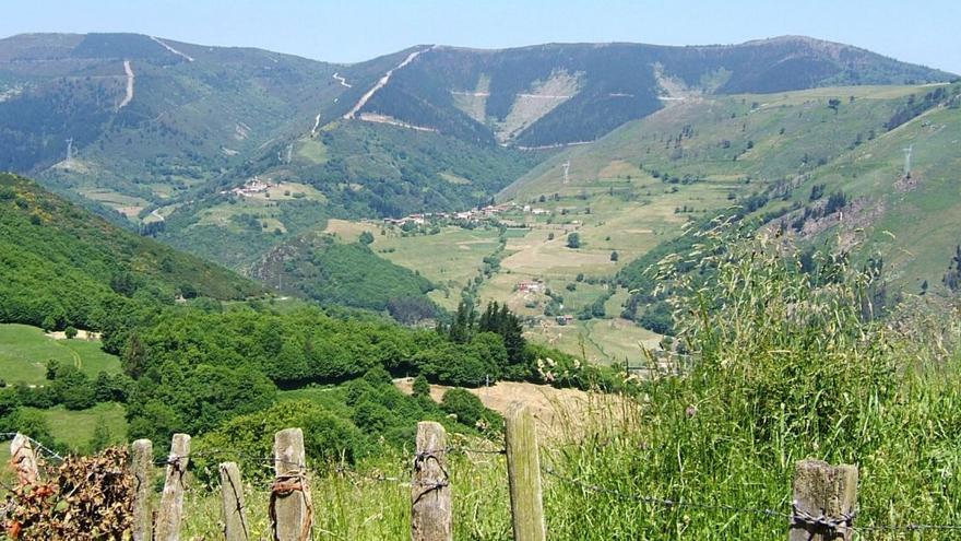 Paisaje de sierra y montaña en Tineo. |  | LNE