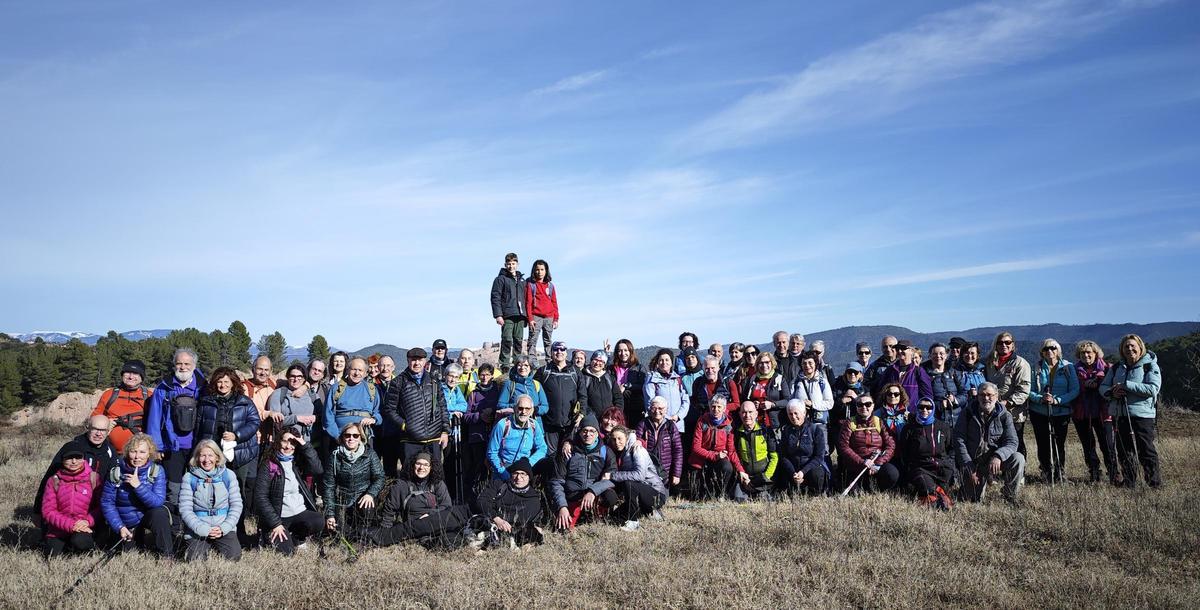 Una fotografia de grup durant la sortida a la vall salina de Cardona