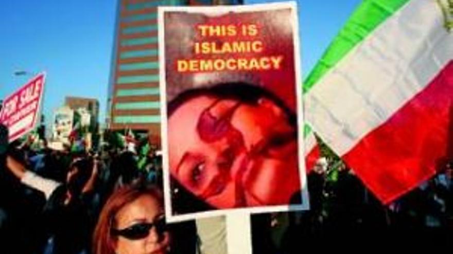 La Guardia Revolucionaria de Irán afirma que aplastará las protestas