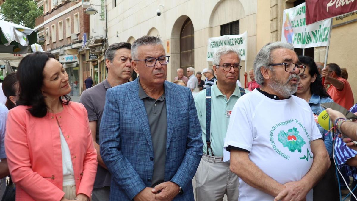 Protesta celebrada este martes a las puertas de la Delegación del Gobierno de la Junta en Córdoba.