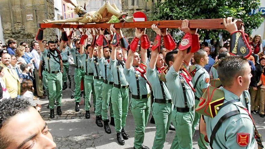 El Vía Crucis del Viernes, también en la nueva carrera oficial y con la Legión