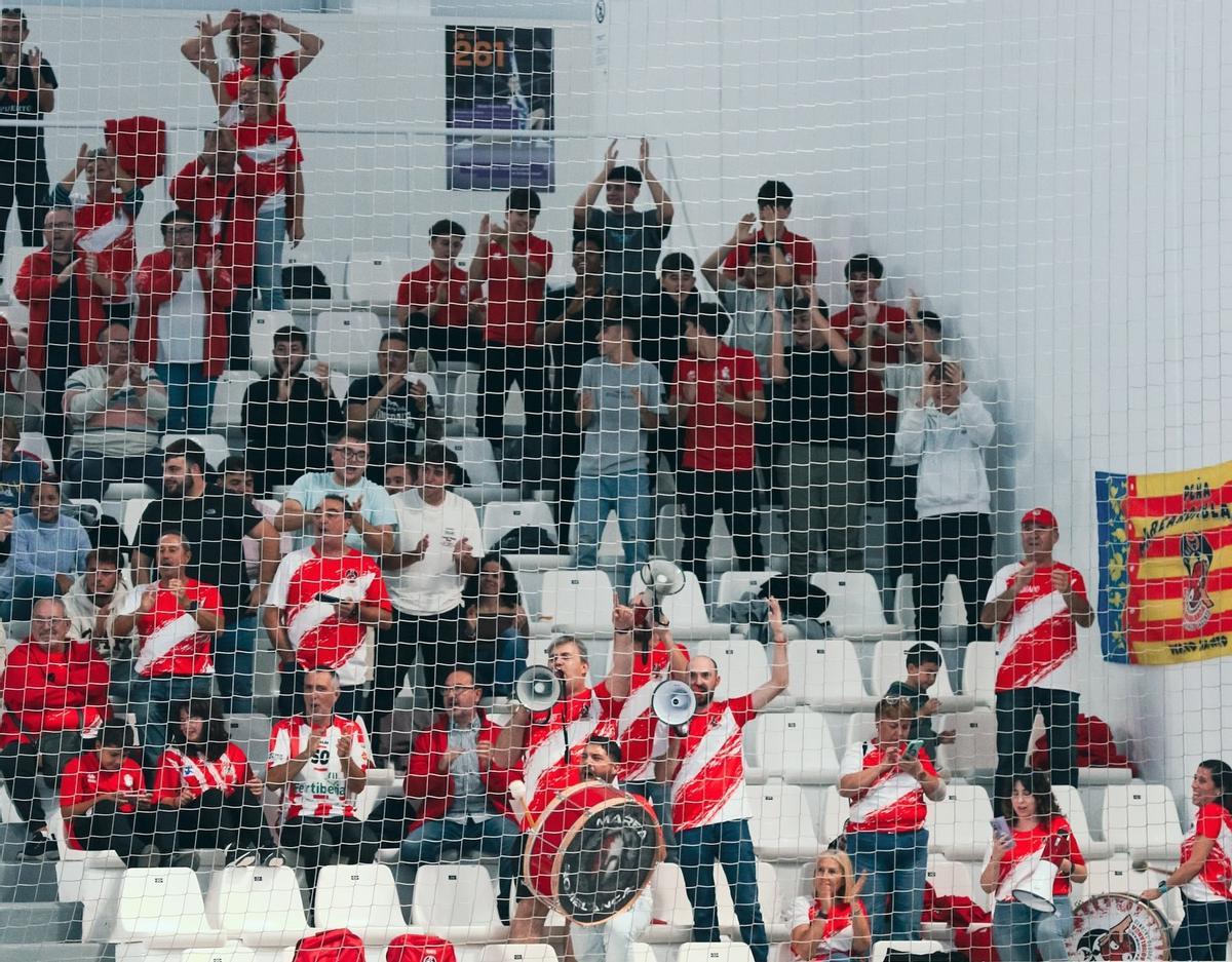 Afición del Fertiberia BM Puerto.