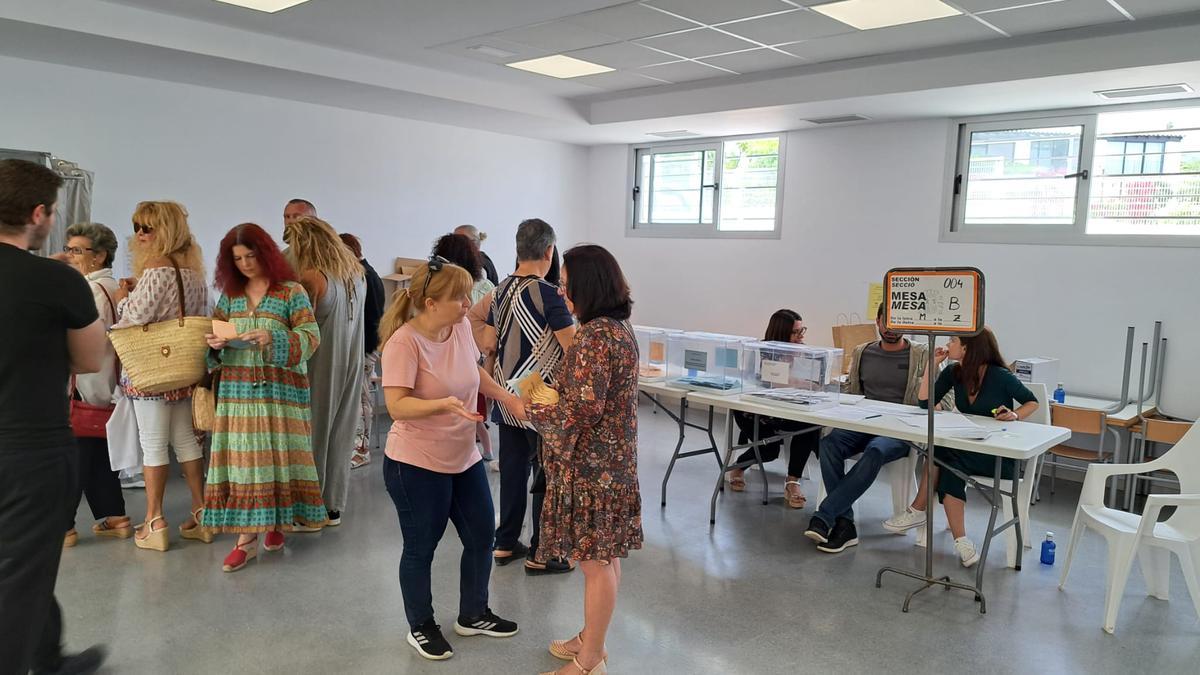 El Ceip Ses Planes durante la mañana de votación