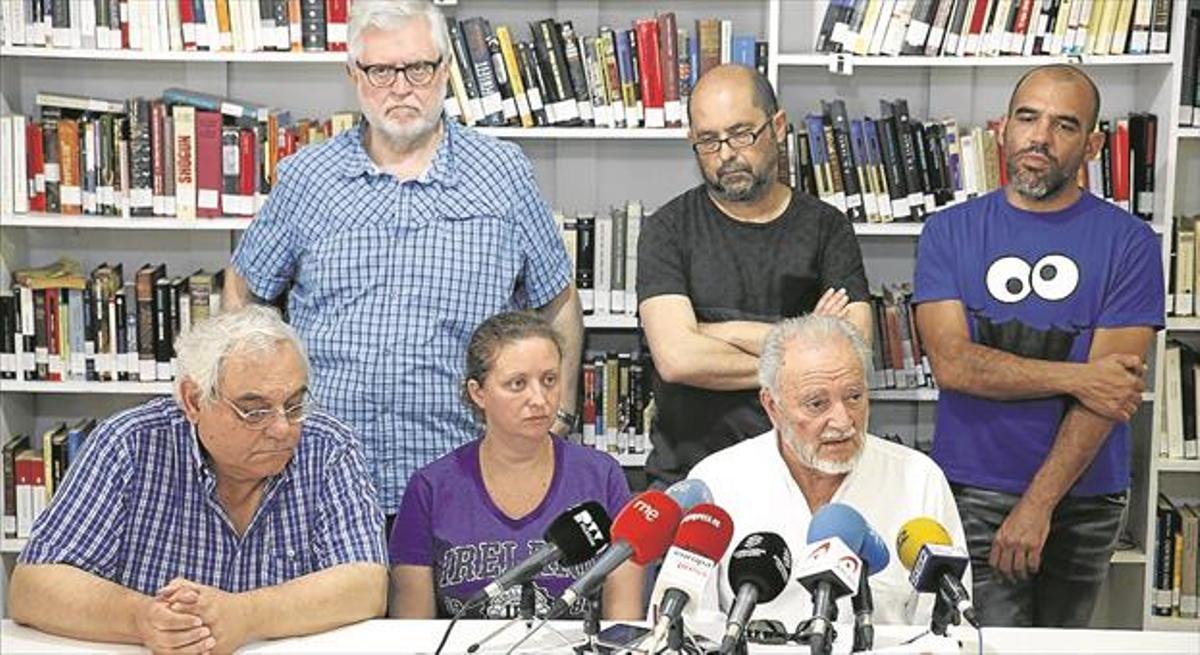 Anguita alerta de que España está postrada y "cercana a la quiebra"