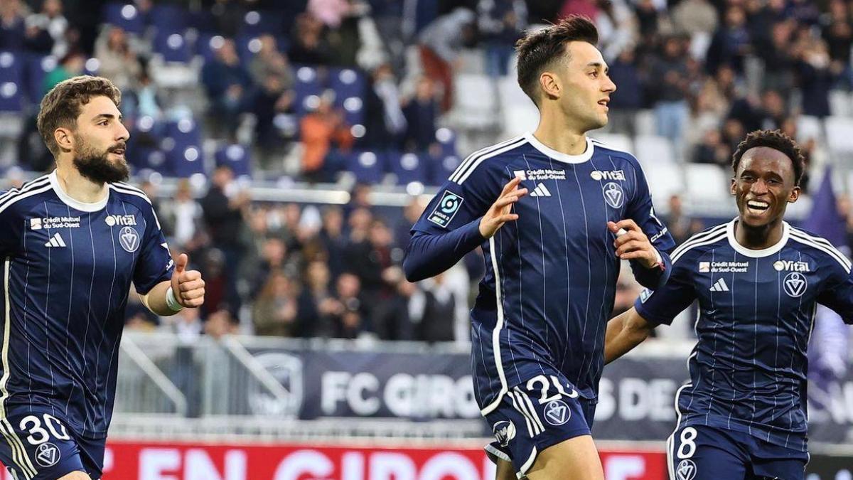 Pedro Díaz, en acción con el Girondins