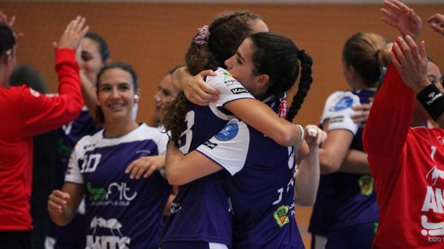 Las jugadoras del Puchi celebran uno de sus triunfos.