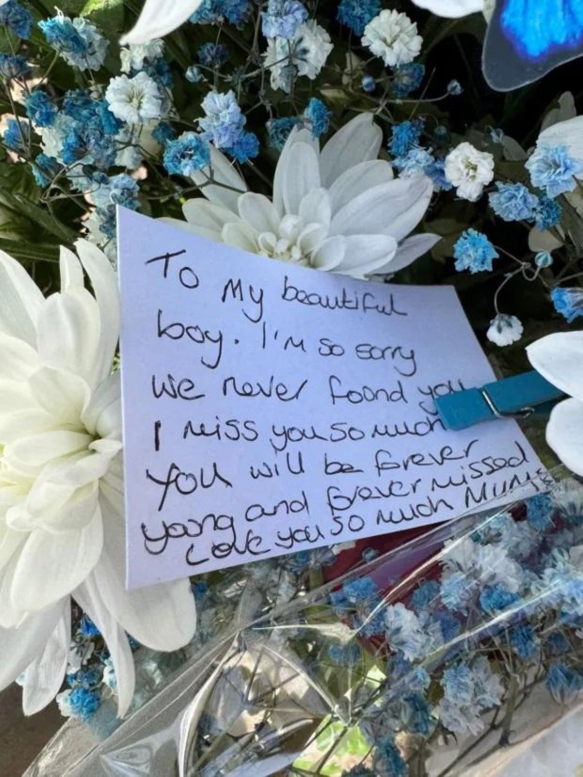 Floral tribute in memory of Jay Slater