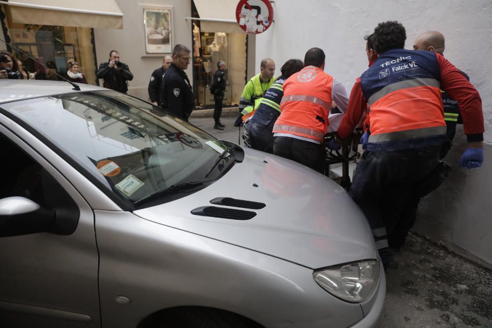Un trabajador cae desde un cuarto piso por el hueco de un ascensor en Palma