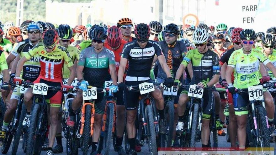 Ramiro Álvarez y Carmen Campaña vencen en la Media Maratón Ciudad de Rute