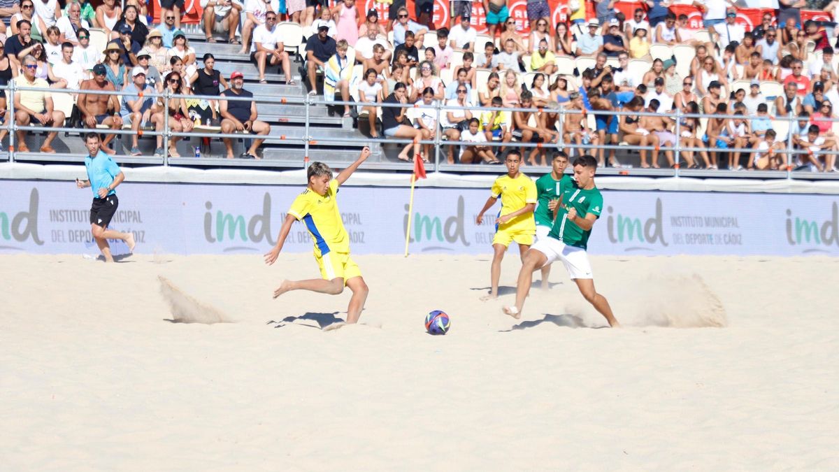 Momento del partido entre Canarias y Andalucía en el Nacional del año pasado.