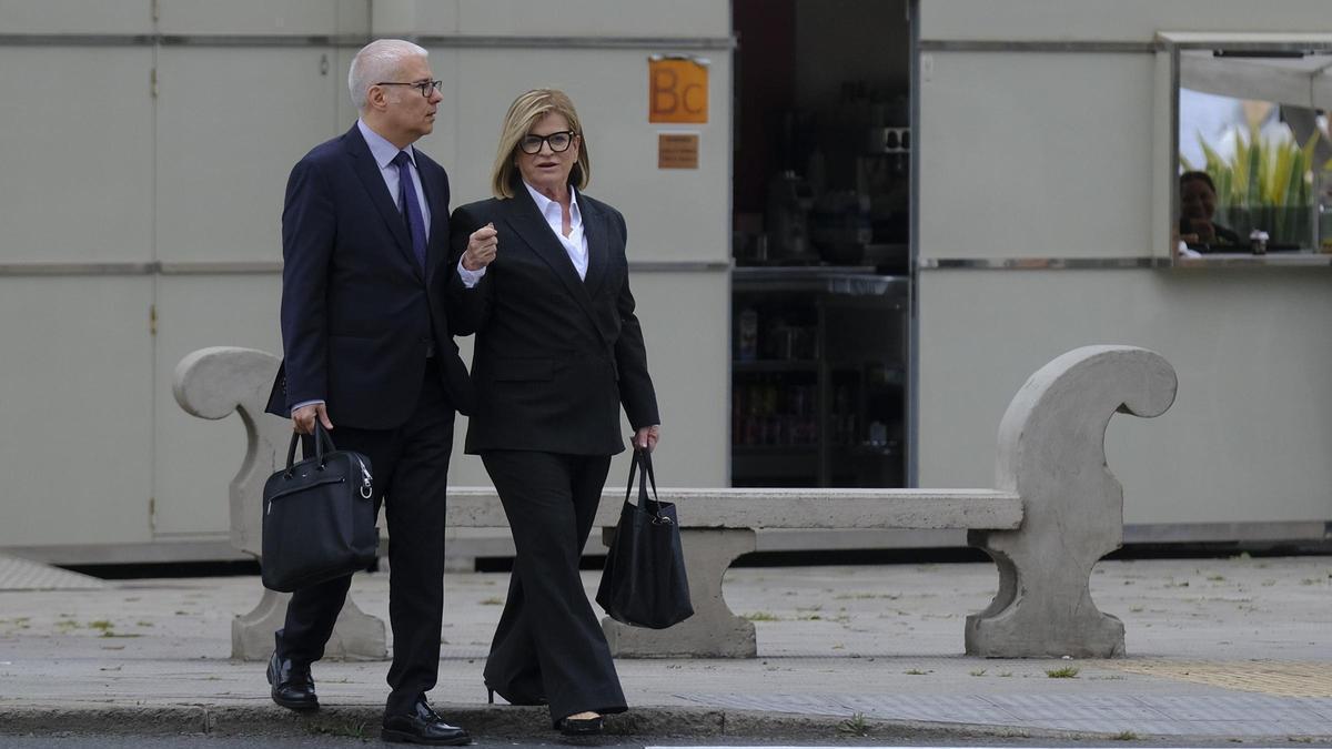 Entrada de Inmaculada Medina a la Ciudad de la Justicia para declarar por el ‘caso Valka’