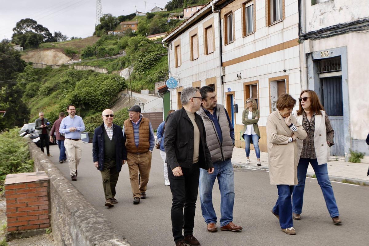 Las mejoras en caminos del barrio gijonés de El Muselín, en imágenes