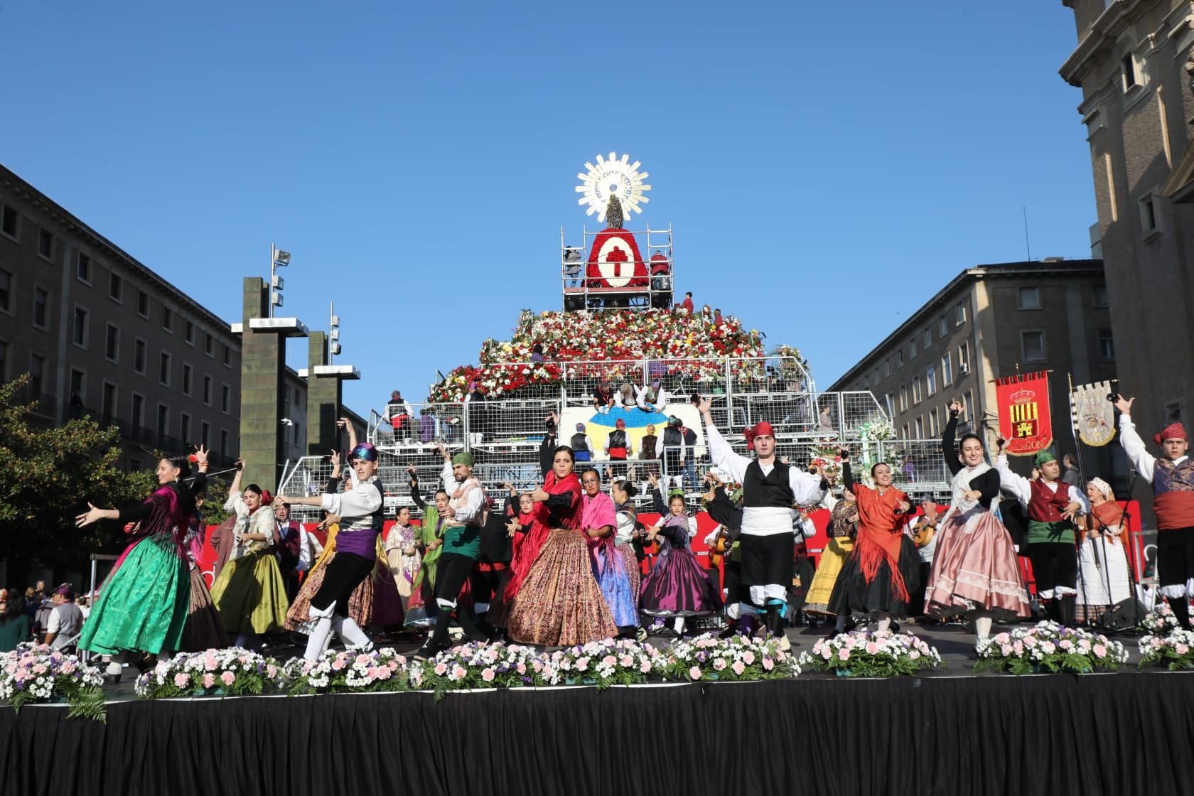 Ucrania ha sido el país invitado a la ofrenda