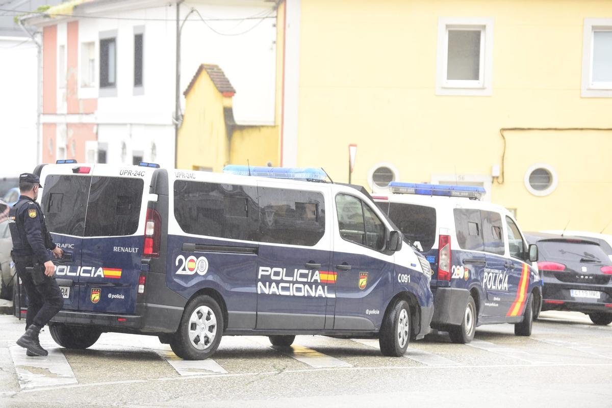 Redada antidroga en dos barrios de A Coruña y en Meicende con al menos un detenido