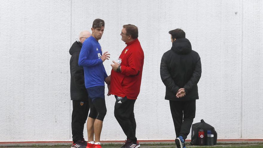 Gabriel sufre un mareo y se retira del entrenamiento