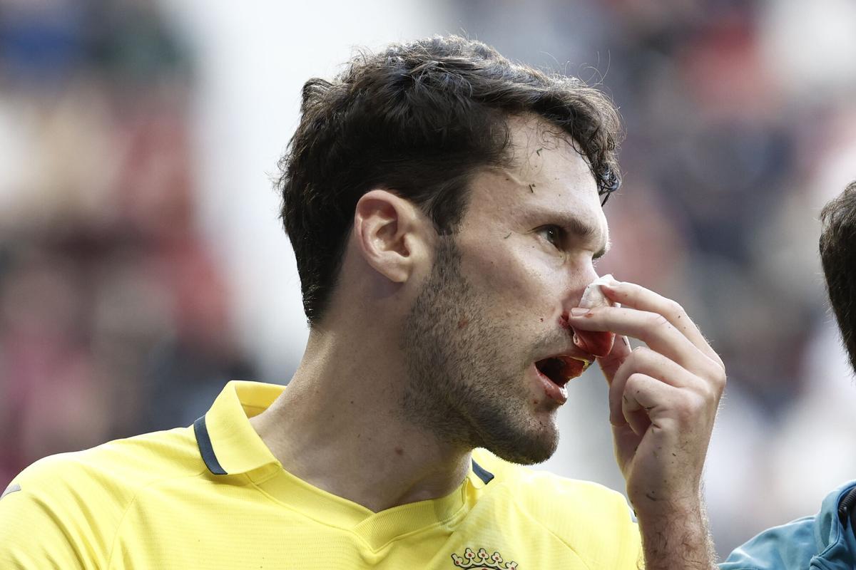 Alfonso Pedraza vuelve a una convocatoria 292 días después